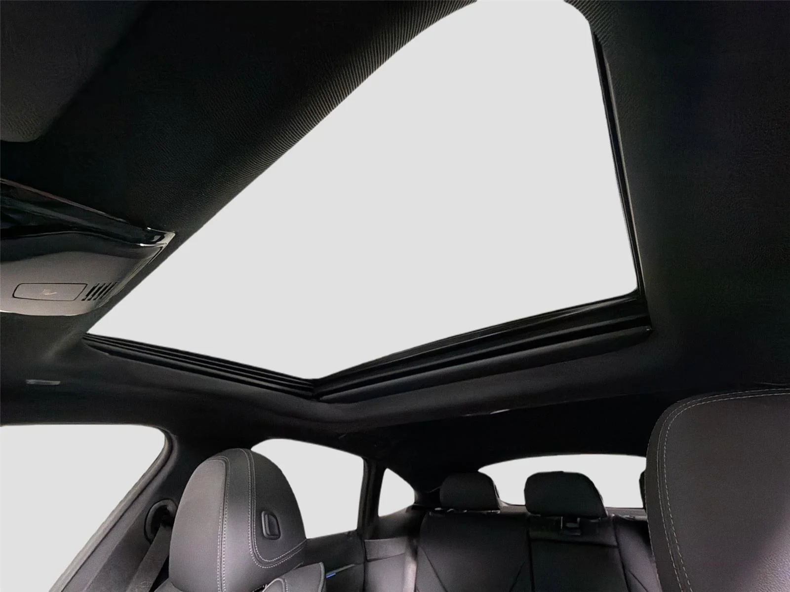 New 2026 Jet Black BMW xDrive40 image 42