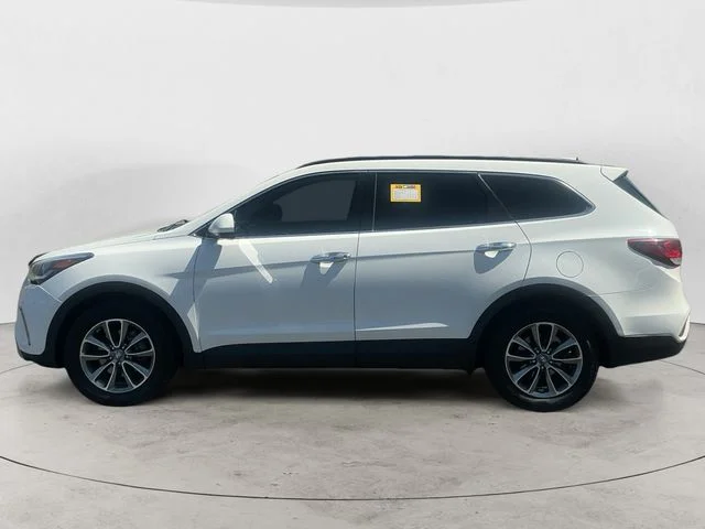 Used 2017 Hyundai Santa Fe SE with VIN KM8SMDHF9HU222615 for sale in Bend, OR