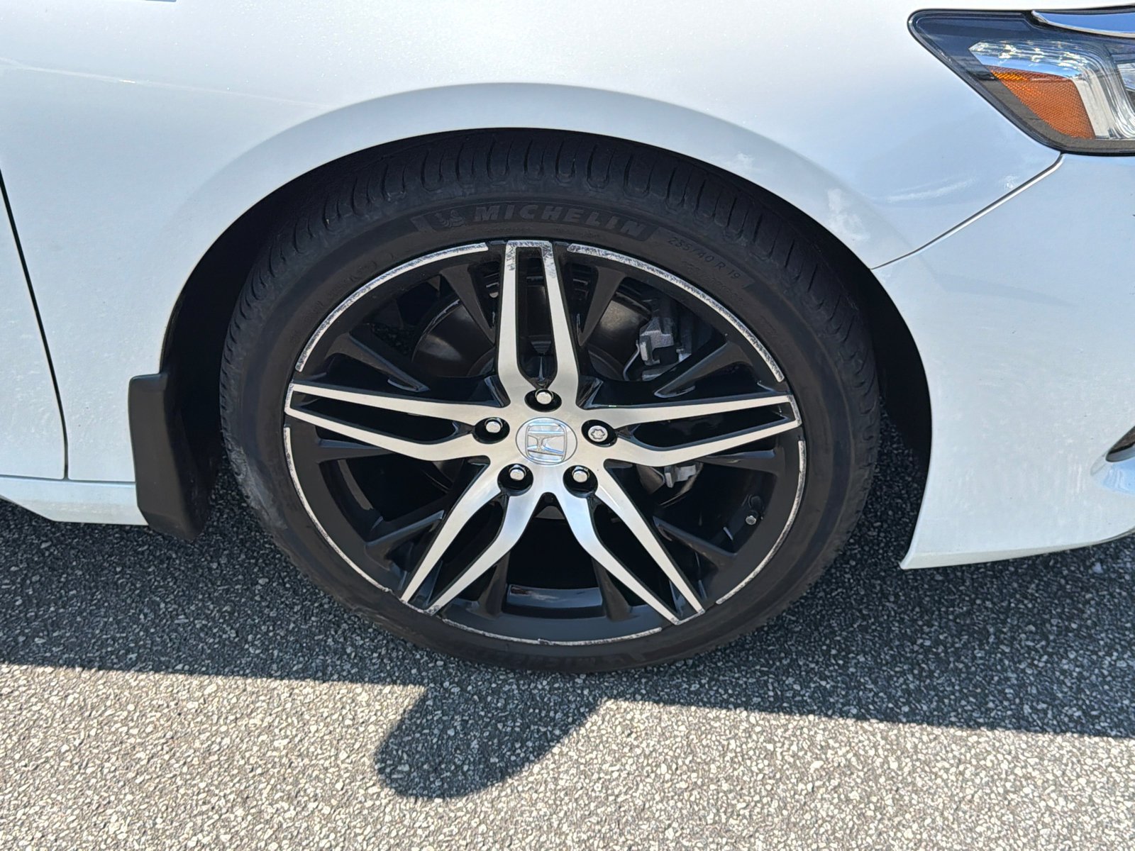 Used 2021 Platinum White Pearl Honda Touring image 12