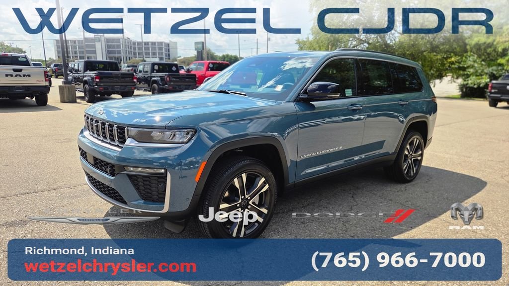 New 2027 Steel Blue Paint Jeep Limited image 3