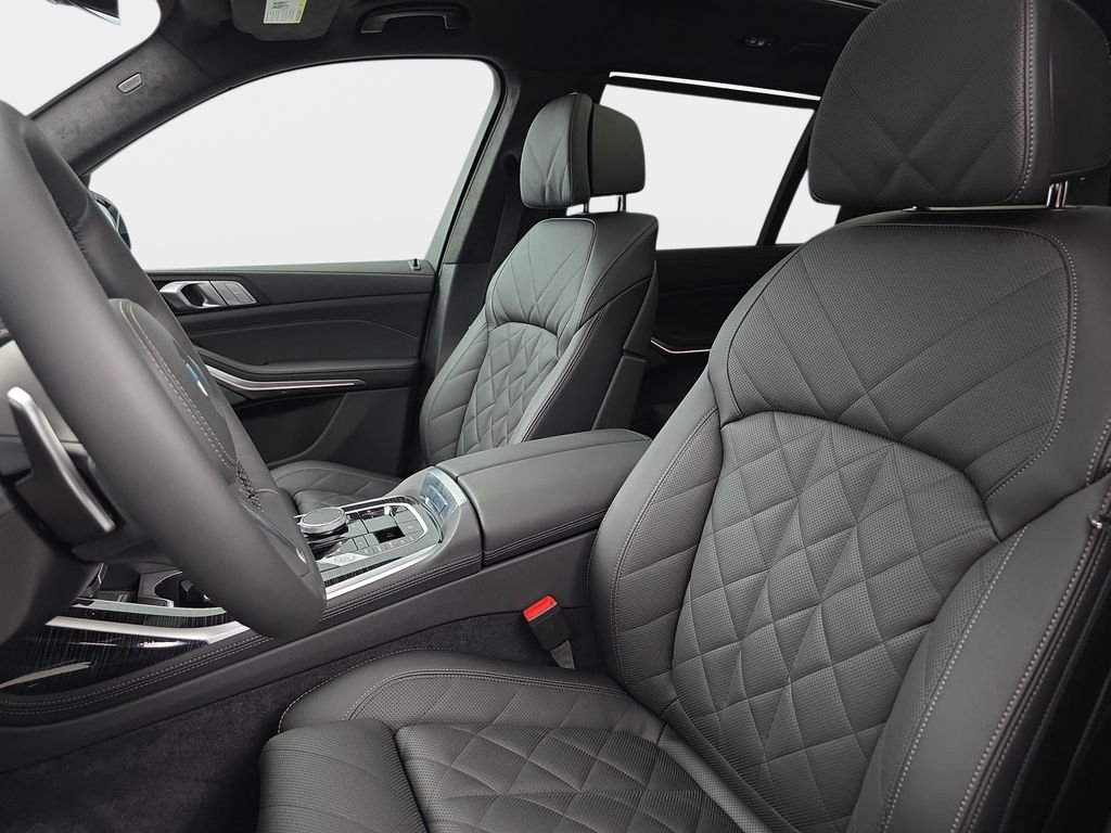 New 2027 Brooklyn Grey Metallic BMW xDrive40i image 16