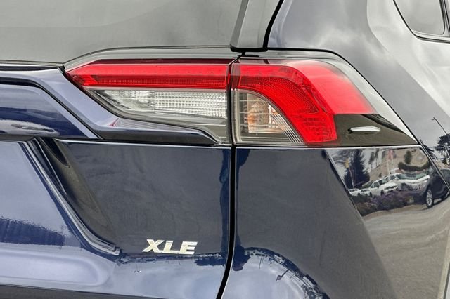 Certified Used 2025  Toyota XLE image 35