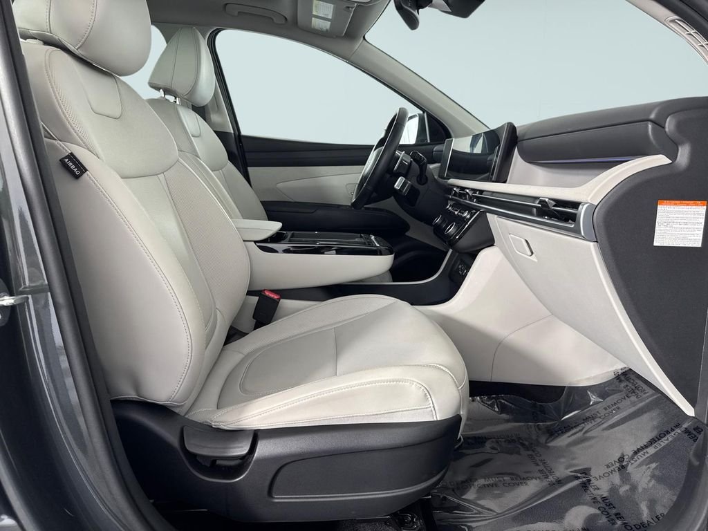 Certified Used 2025 Gray Hyundai SEL Convenience image 8