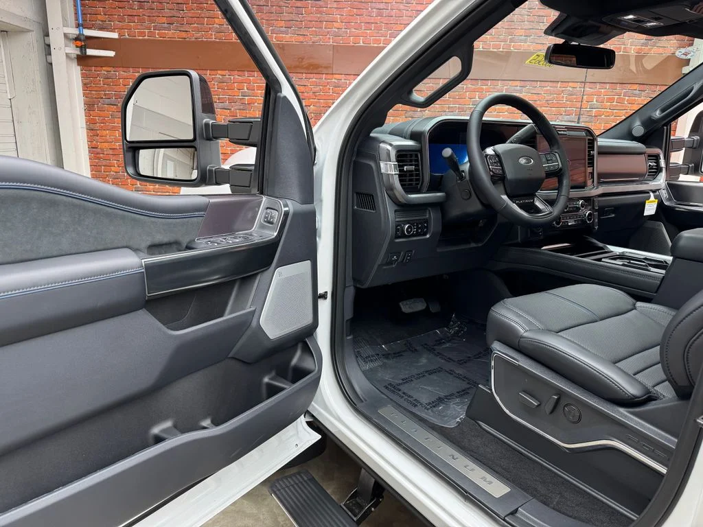 New 2026 Star White Metallic Tri-Coat Ford F-350® Platinum® image 10