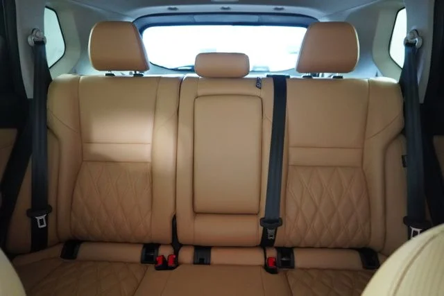 Used 2023 Black Nissan Platinum image 32