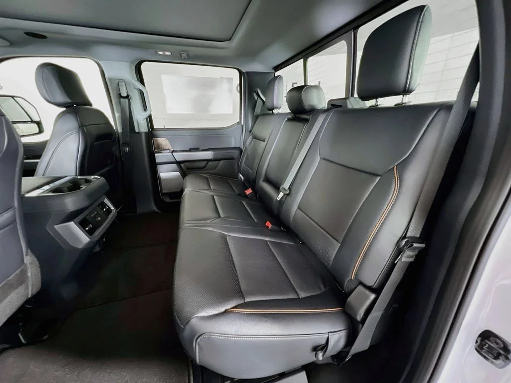 New 2026 Oxford White Ford Lariat image 29