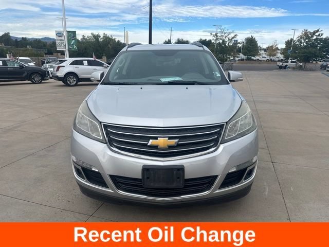 Used 2015 Chevrolet Traverse 2LT with VIN 1GNKVHKD1FJ182374 for sale in Englewood, CO