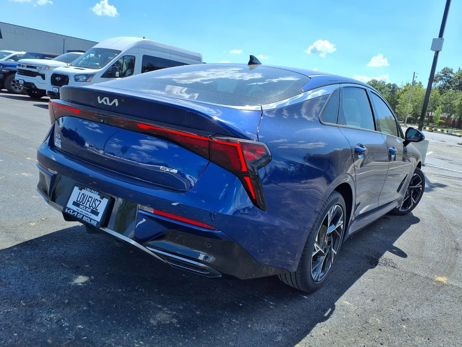 Used 2025 Yacht Blue Kia GT-Line image 28