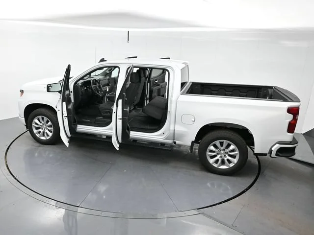 Used 2026 Summit White Chevrolet Custom image 38