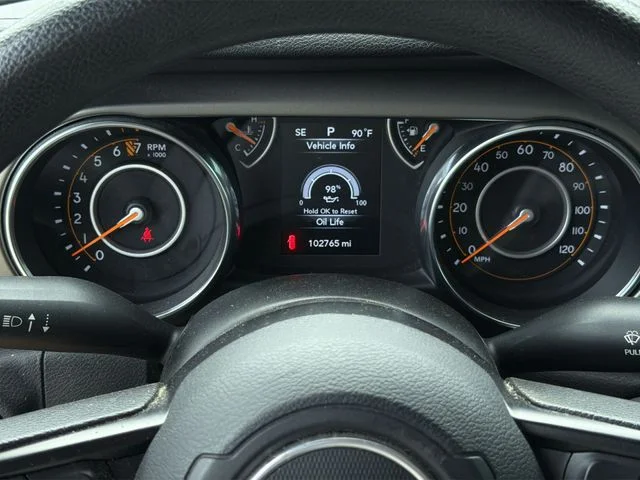 Used 2019 Green Jeep Unlimited Sport image 23