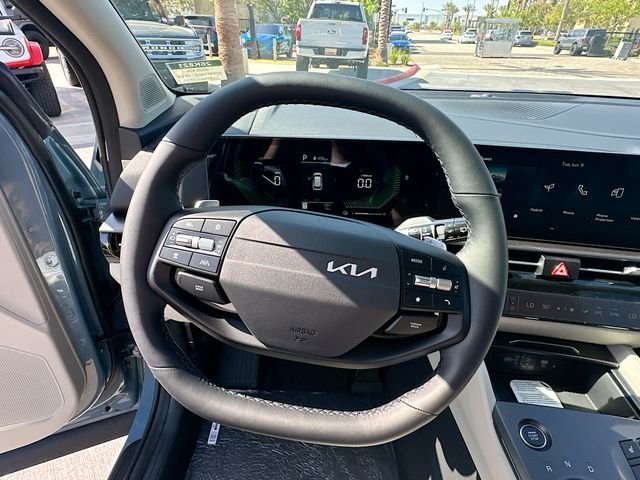 New 2026 Heritage Blue Kia EX image 11