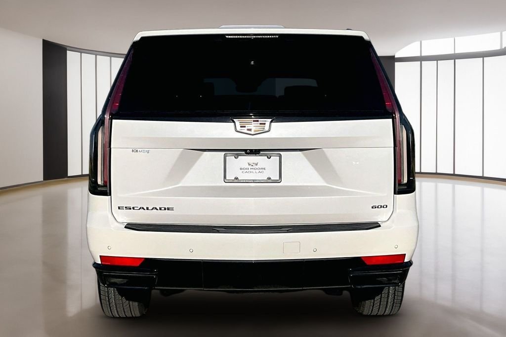Used 2023 White Cadillac Sport Platinum image 4