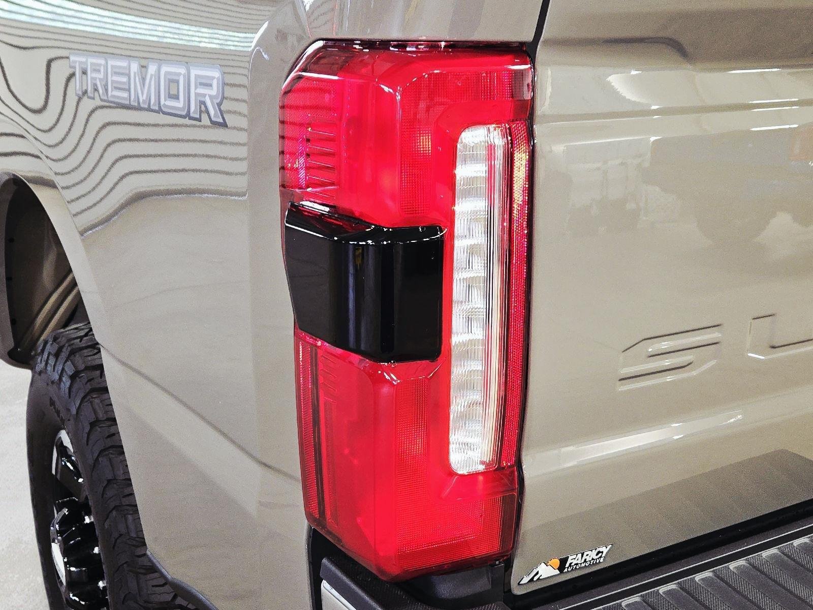 Used 2026 Marsh Gray Ford Lariat image 17
