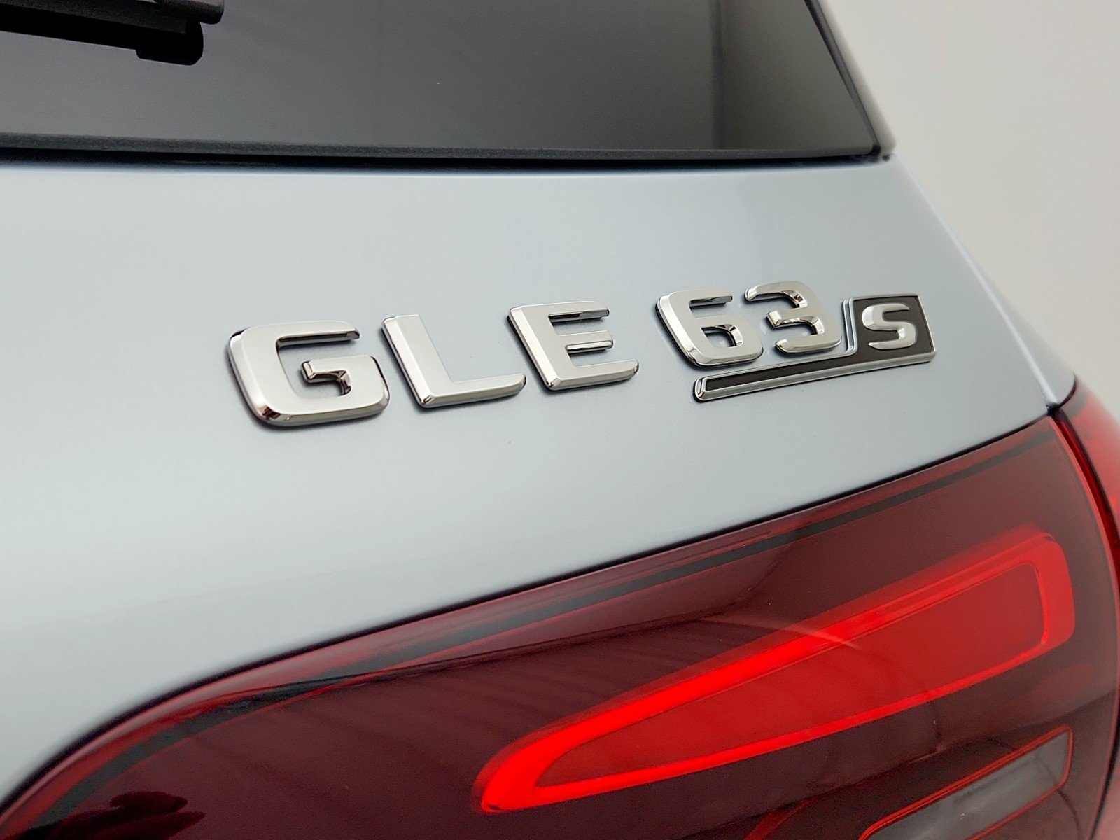 New 2026 Cirrus Silver Metallic Mercedes-Benz AMG® GLE 63 S 4MATIC+ SUV image 25