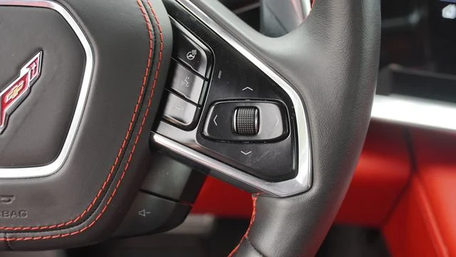 Used 2022 Red Chevrolet Stingray image 22