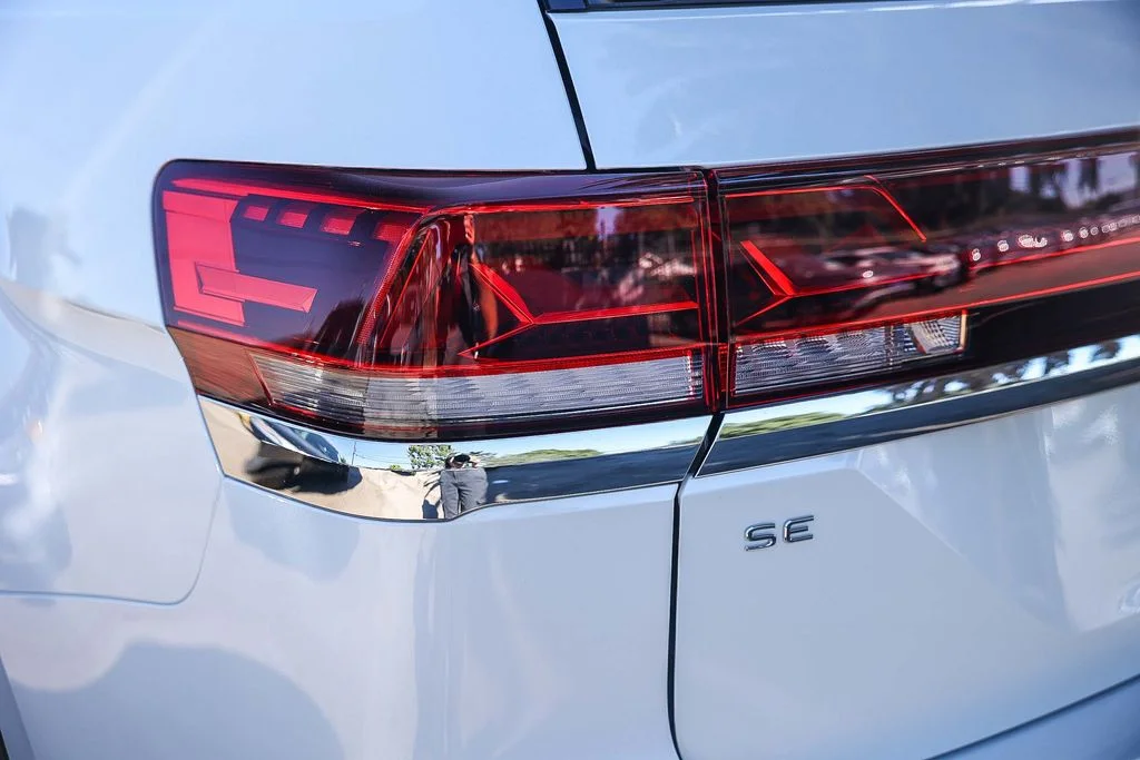 2026 Volkswagen Atlas SE w/Tech - Photo 9