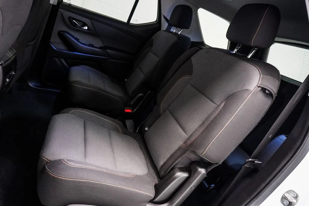 Used 2021 White Chevrolet LT image 8