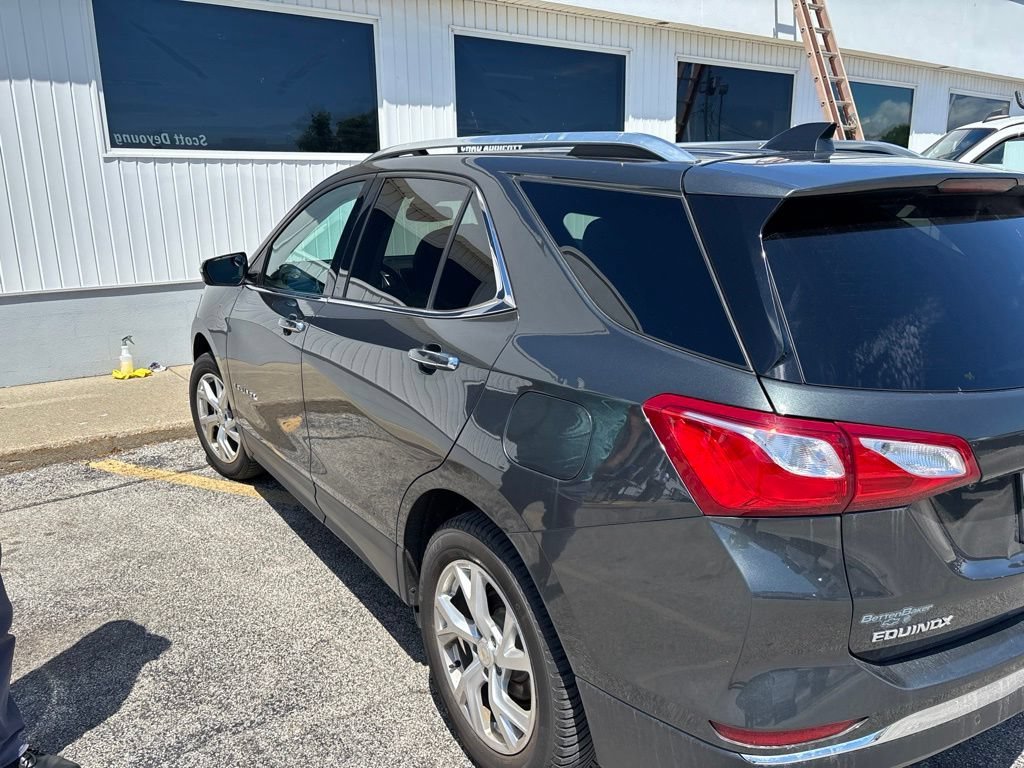 Used 2020 NIGHTFALL GRAY METALLIC Chevrolet Premier image 4