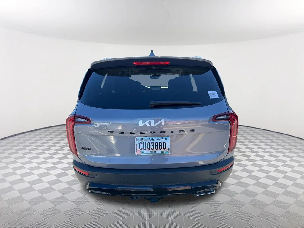 Used 2022 Silver Kia SX image 6