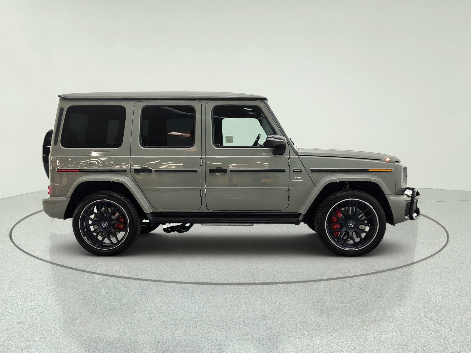 New 2026 MANUFAKTUR Arabian Grey Non- Metallic Mercedes-Benz AMG® G 63 SUV image 19