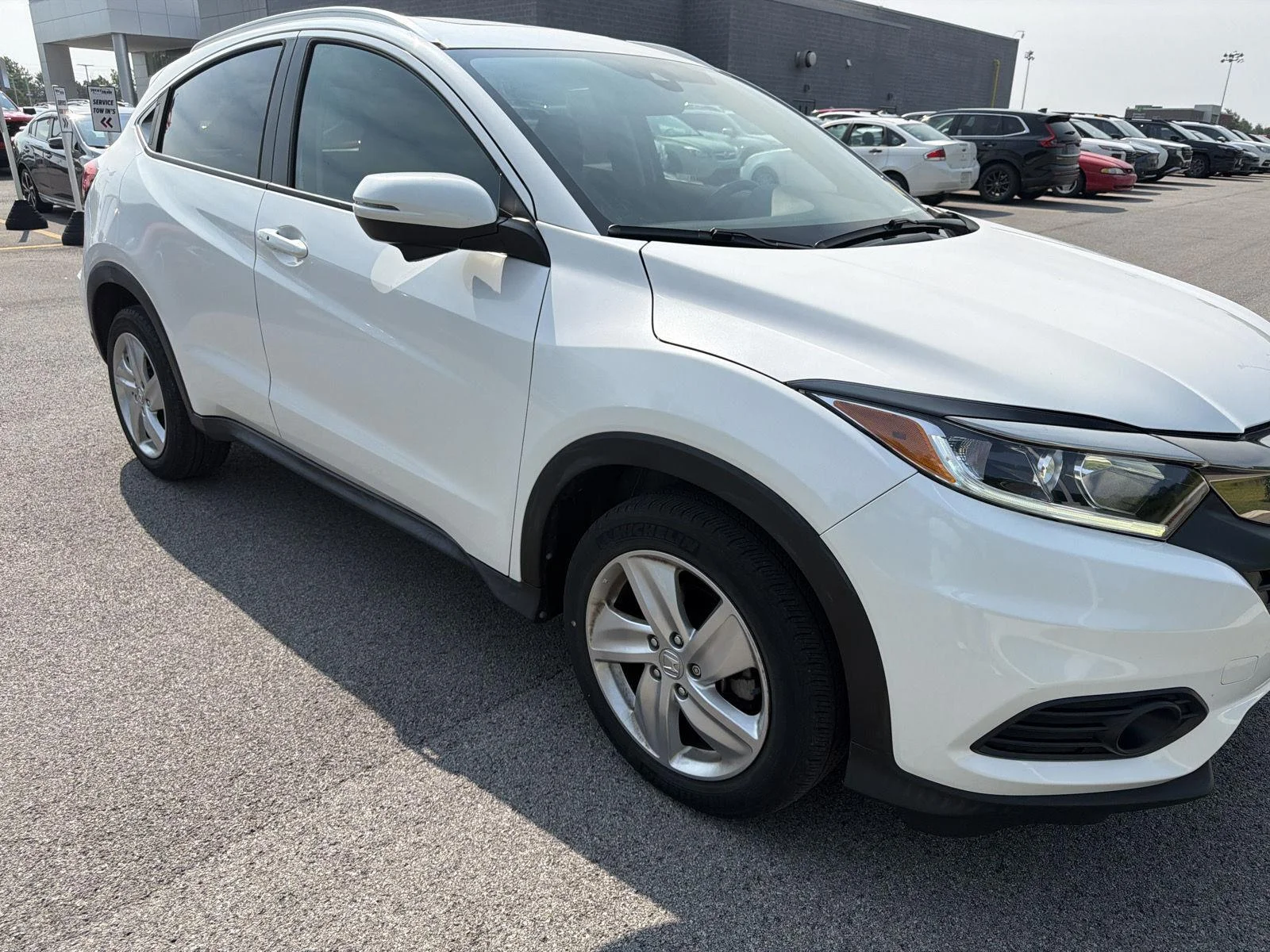 Used 2020 Platinum White Pearl Honda EX image 8