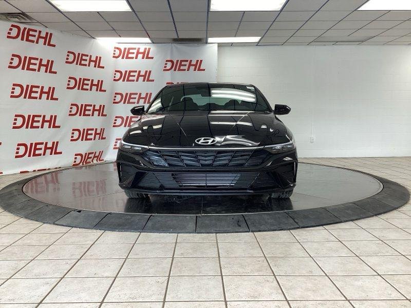 New 2026 Black Hyundai SEL Sport image 2