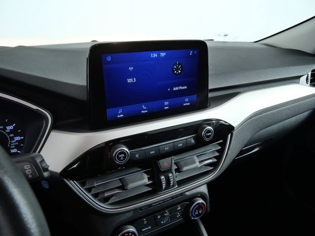 Certified Used 2022 Red Ford SE image 18