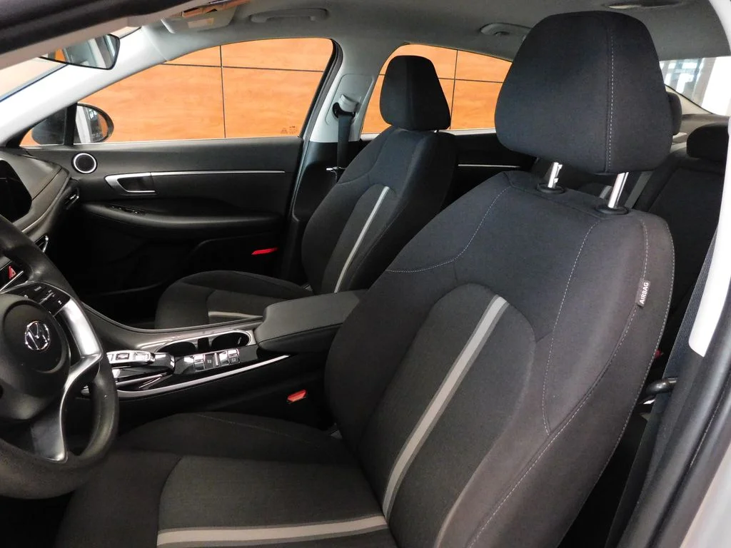 Certified Used 2023 Silver Hyundai SEL image 15