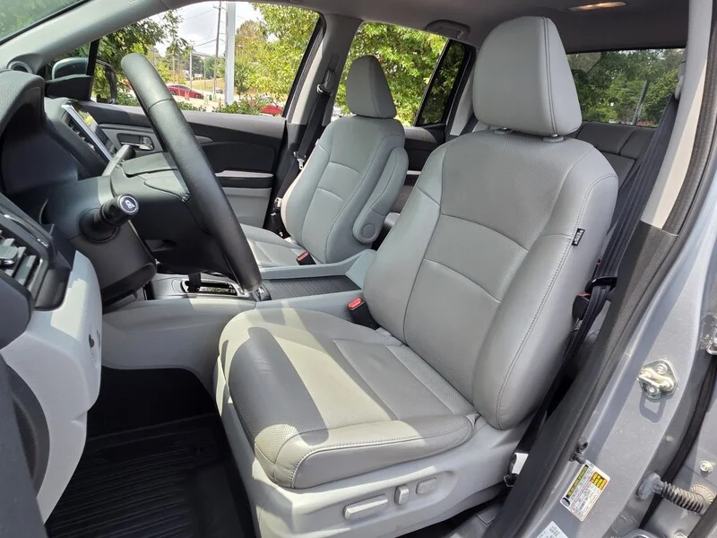 Used 2017 Lunar Silver Metallic Honda RTL-T 4x2 Crew Cab 5.3