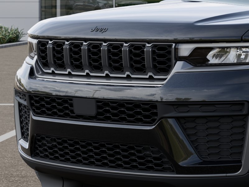 New 2026 Diamond Black Jeep Altitude image 37