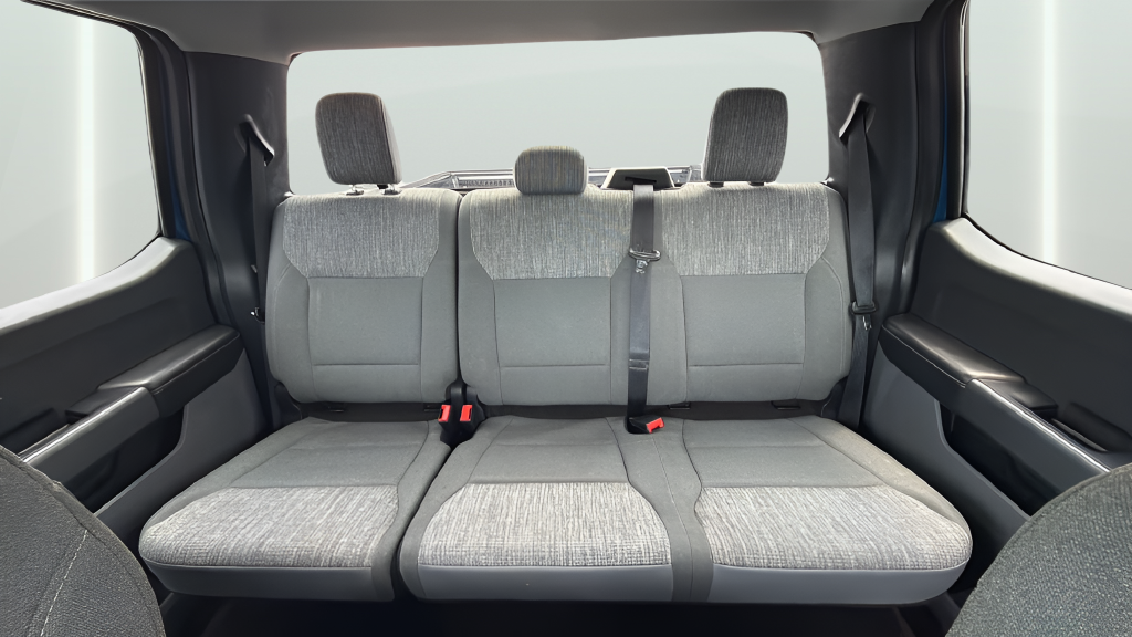 Used 2023 Blue Ford XLT image 25