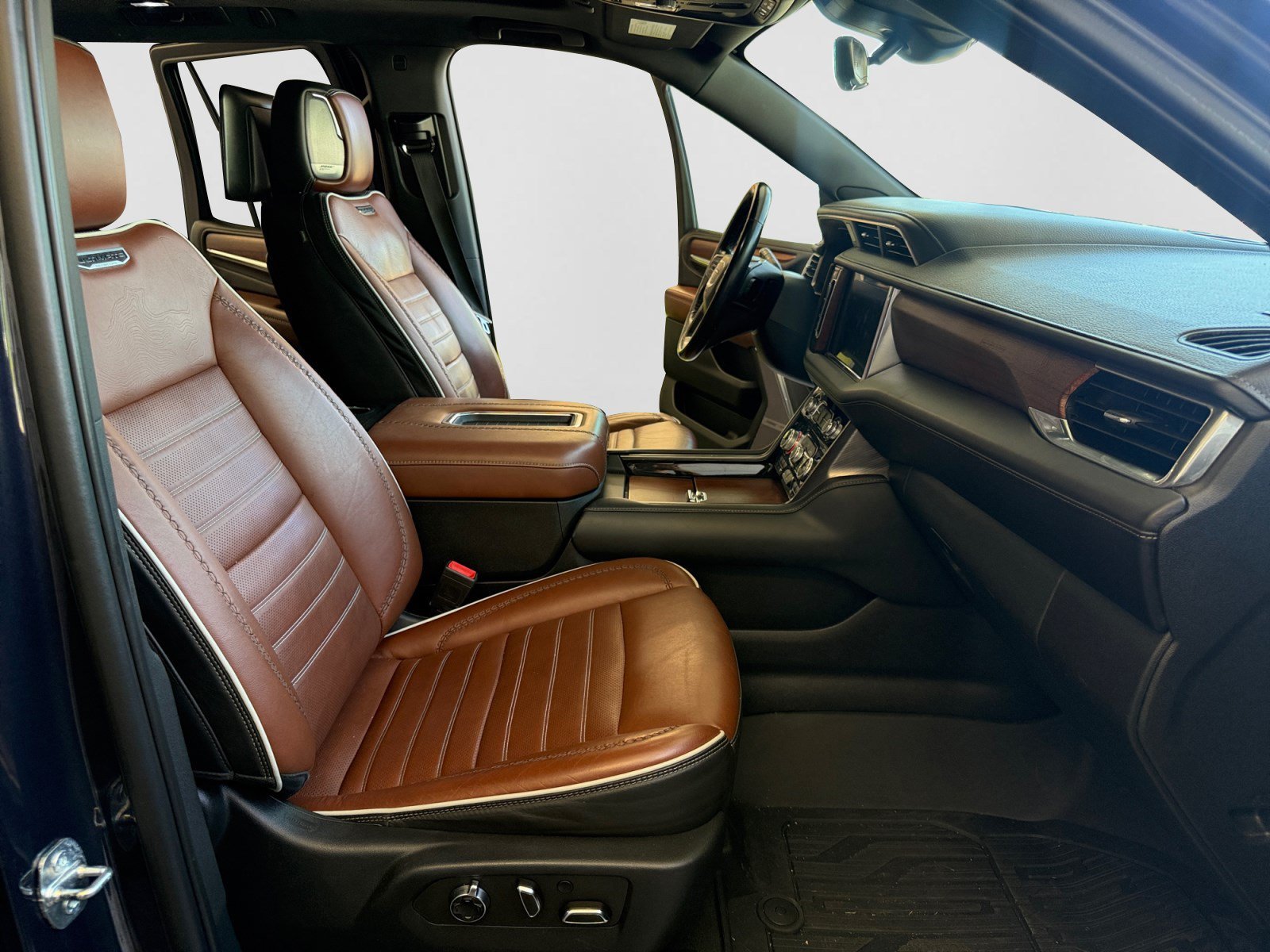 2023 GMC Yukon Denali Ultimate - Photo 13