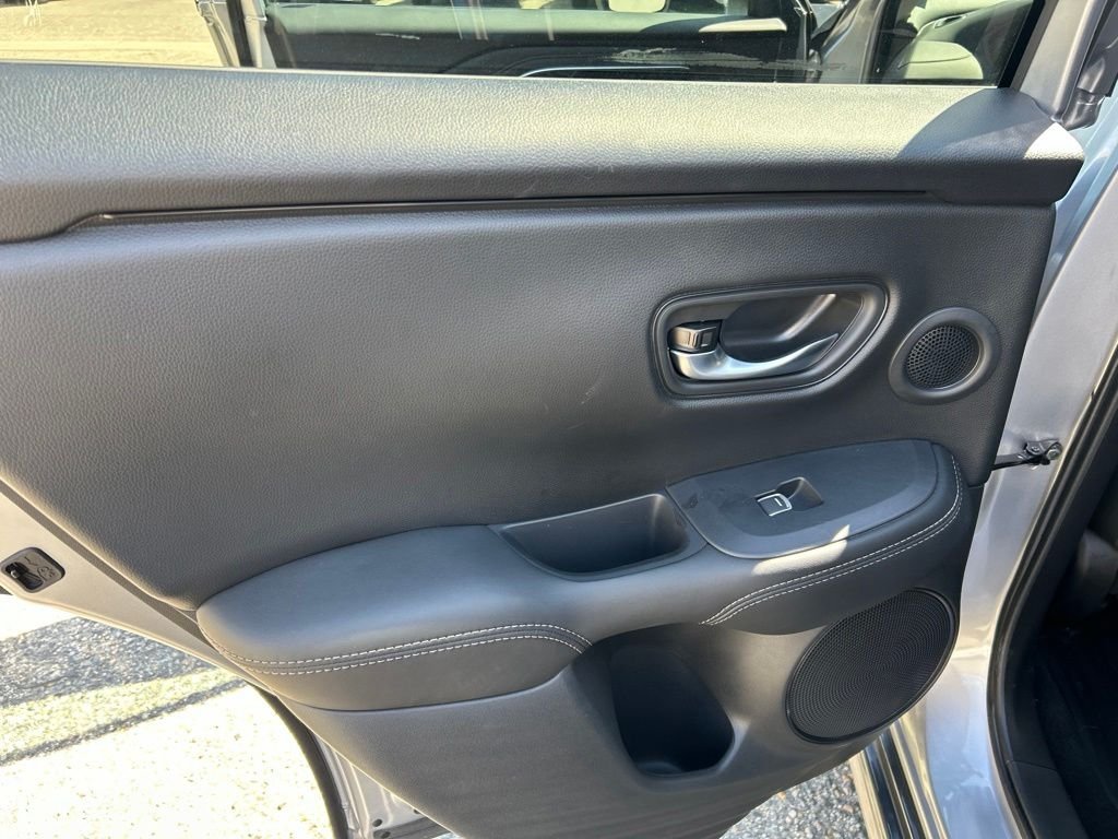 Used 2025 Silver Acura Base image 19