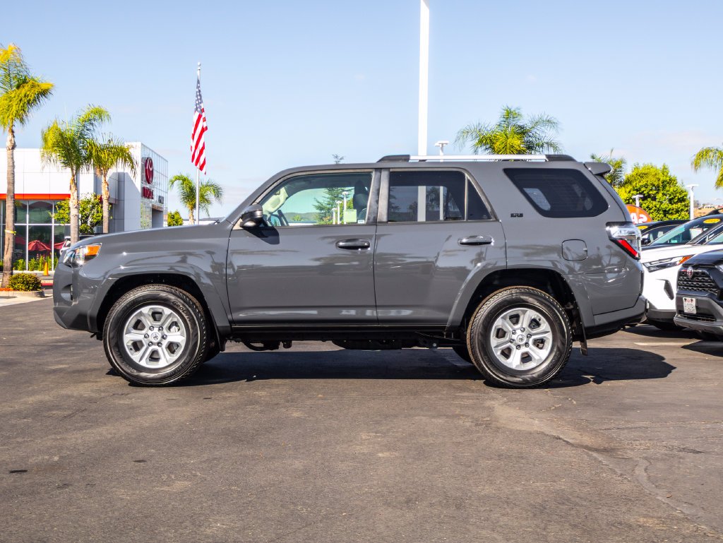 Certified Used 2024  Toyota SR5 image 5