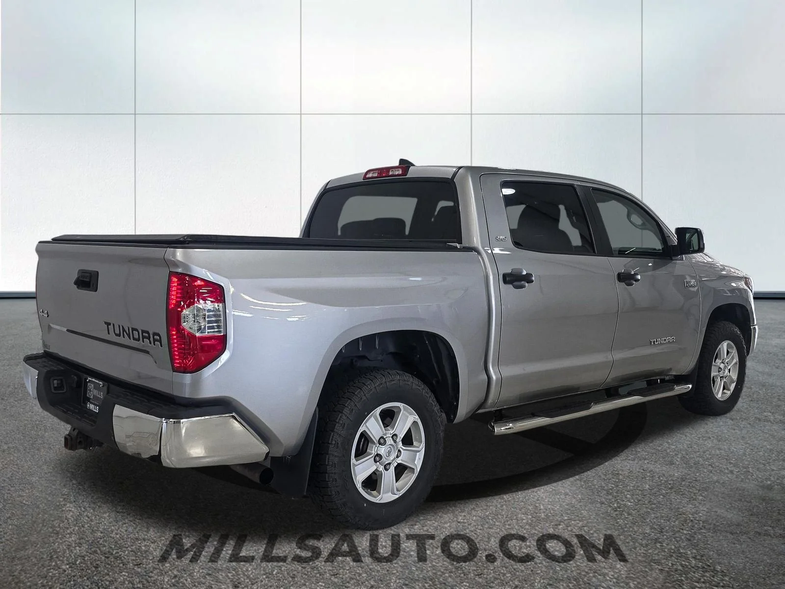 2020 Toyota Tundra SR5 - Photo 8