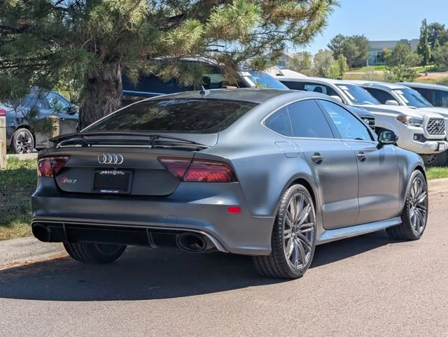 Used 2017  Audi 4.0T Prestige image 3