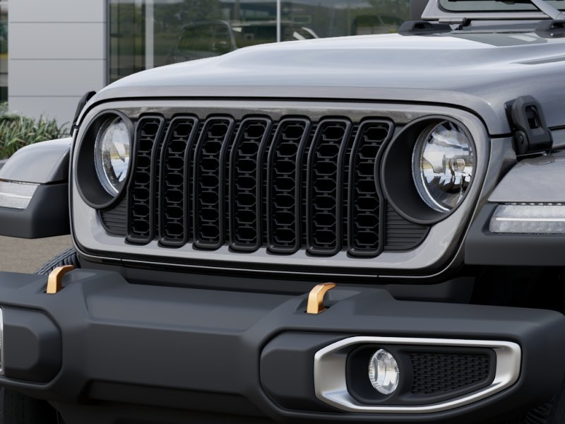 New 2026 Granite Crystal Metallic Clearcoat Jeep 85th Anniversary Edition image 37