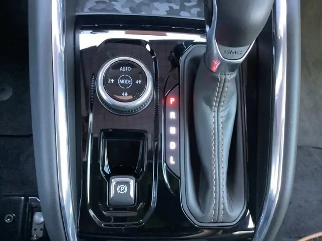 2026 GMC Canyon AT4 - Photo 26