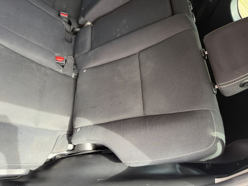 Used 2018 Gray Toyota XLE image 19
