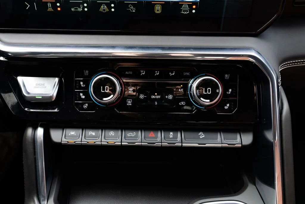 Used 2025 Black GMC Denali Ultimate image 16