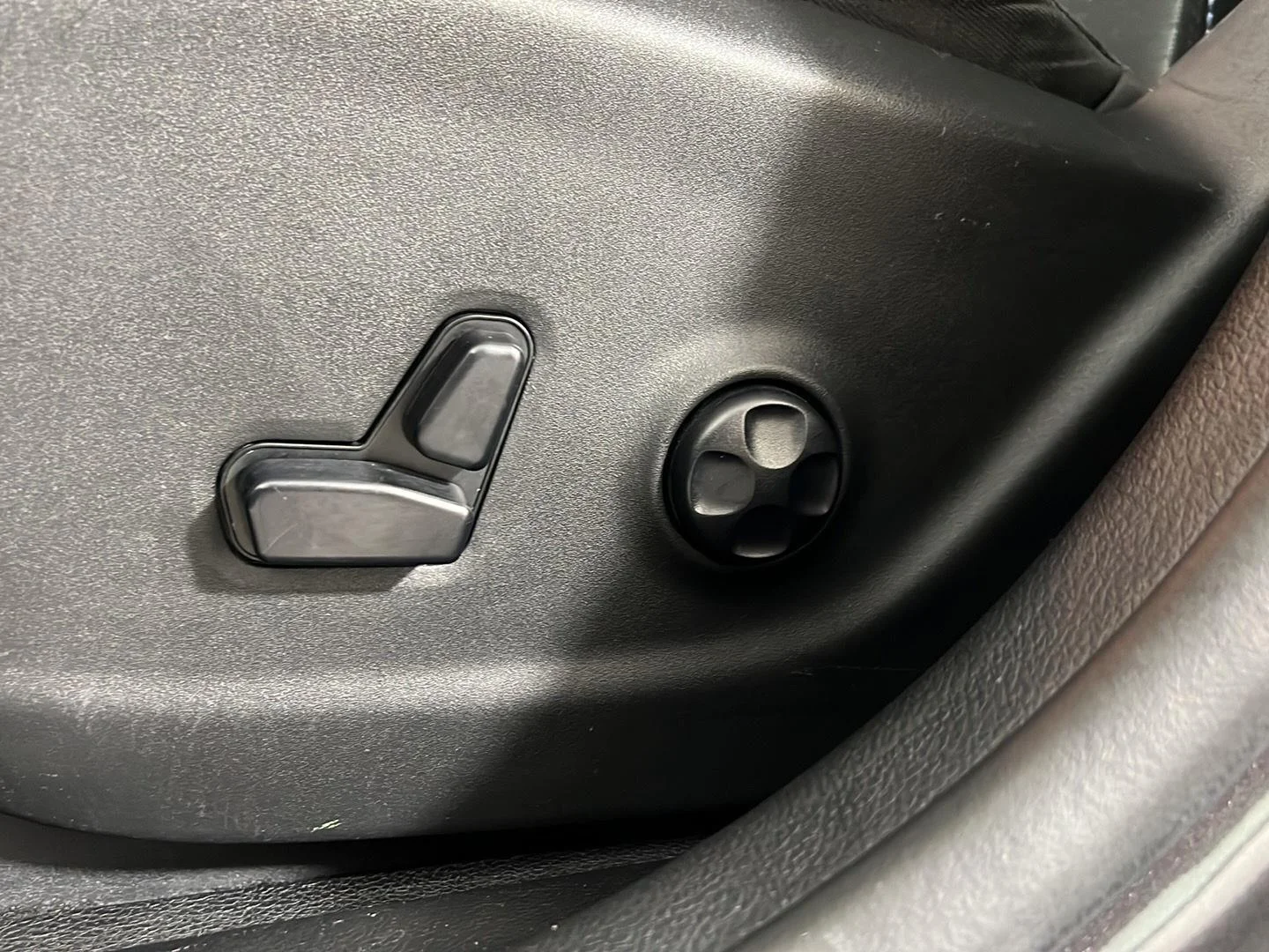 Used 2021 Gy Jeep Latitude Plus image 15