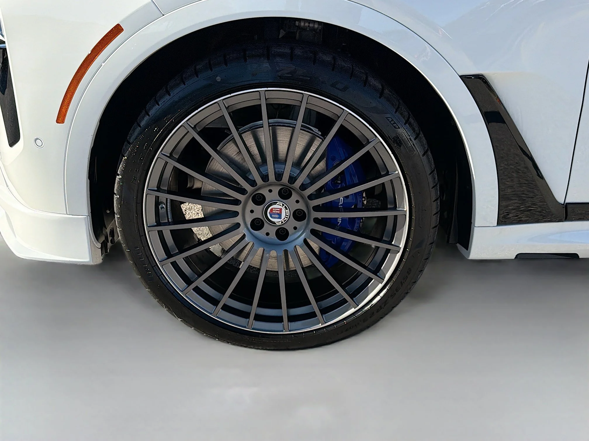 New 2026 Alpine White BMW ALPINA XB7 image 42