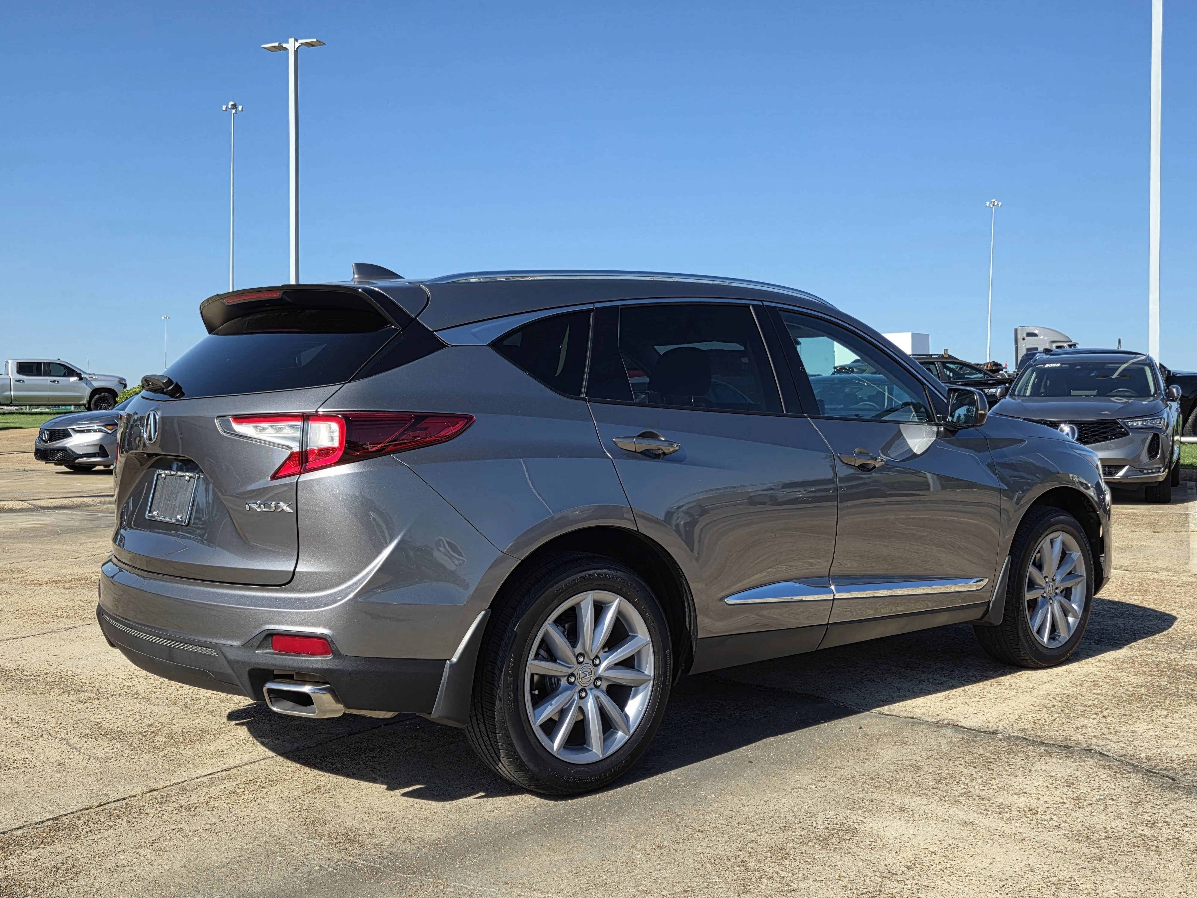 Used 2023 Liquid Carbon Metallic Acura RDX image 30