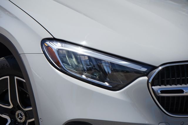 New 2026 MANUFAKTUR Alpine Grey Mercedes-Benz GLC 300 image 13