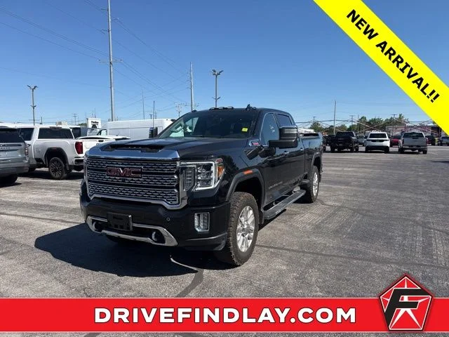 2022 GMC Sierra Denali 4WD Crew Cab Standard Box's photo