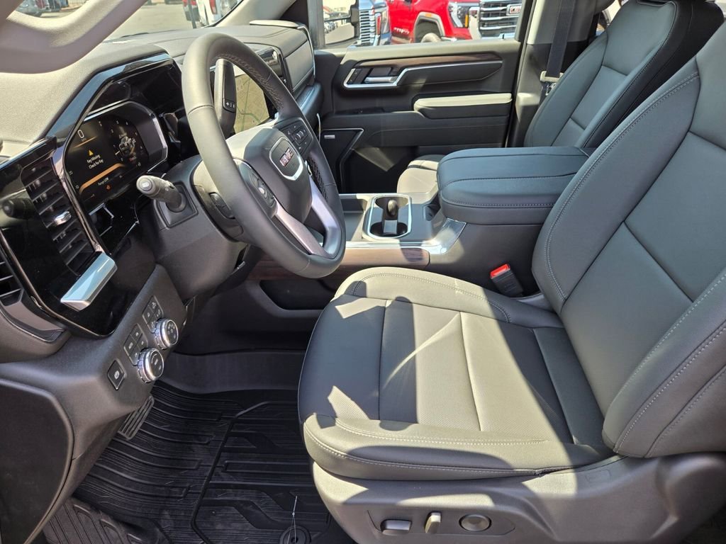 2026 GMC Sierra 2500HD SLT - Photo 6
