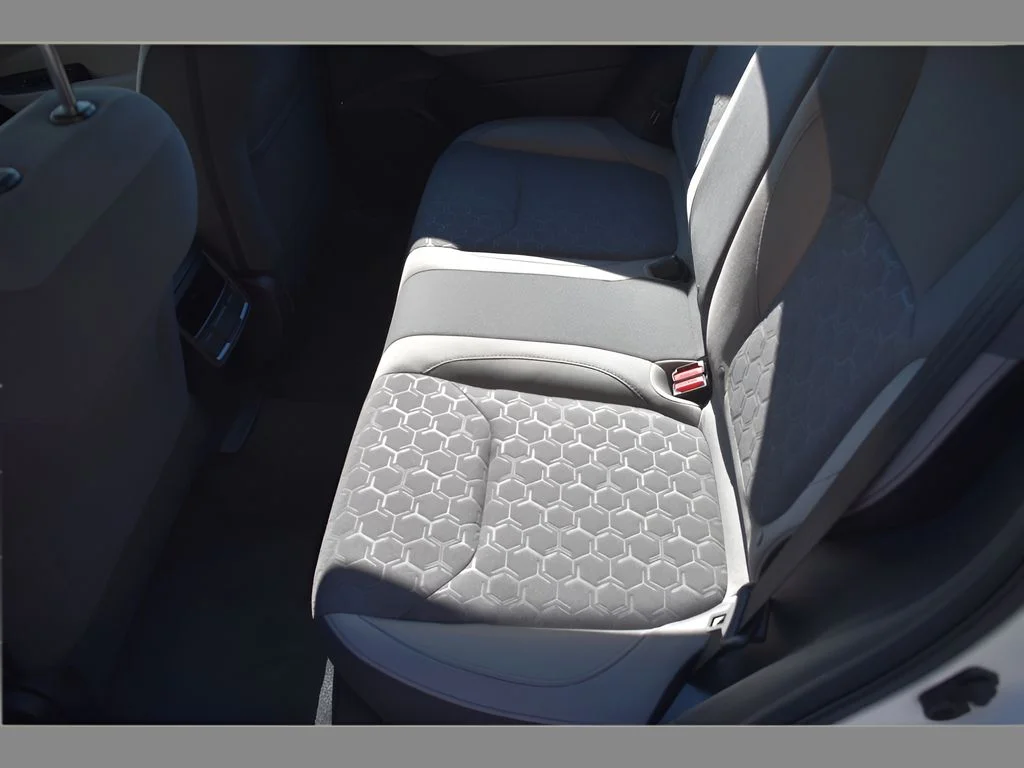 New 2026 CRYSTAL WHITE PEARL Subaru Standard Model image 14
