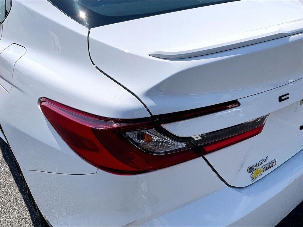 Used 2025 White Toyota SE image 34