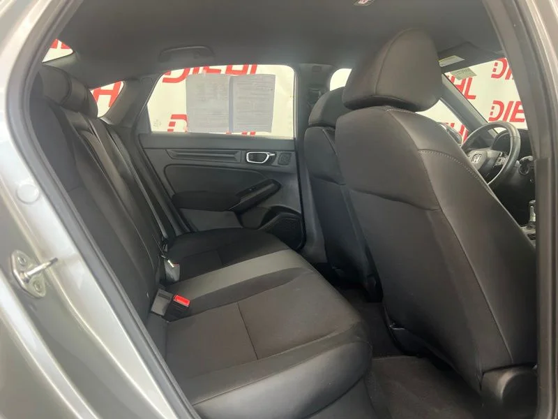 Used 2025  Honda Sport image 10
