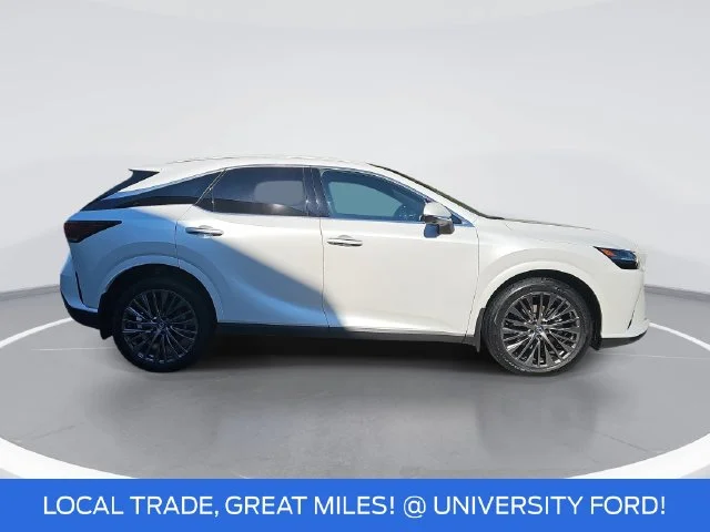 Used 2026 White Lexus 350 Luxury image 2